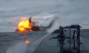 Atac ucrainean asupra unui petrolier rus FOTO X jfif