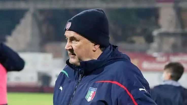 Cel mai longeviv antrenor din lume și-a dat demisia. Motivul pentru care a renunțat la echipă, după 44 de ani