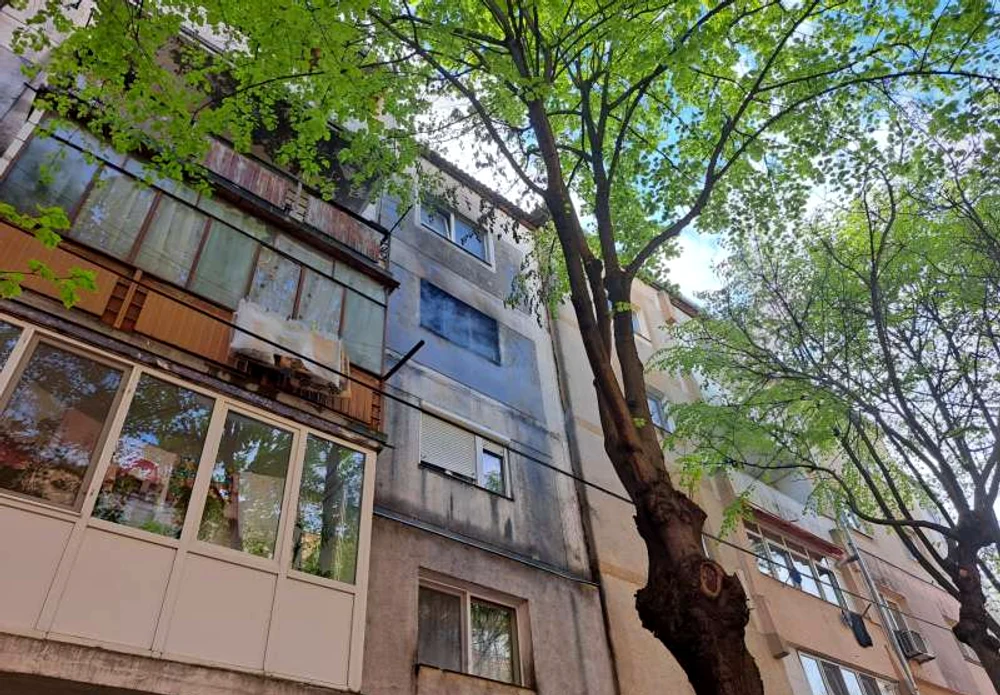 Mai multe apartamente au fost evacuate. FOTO  ISU Satu Mare / Sursă Agerpres
