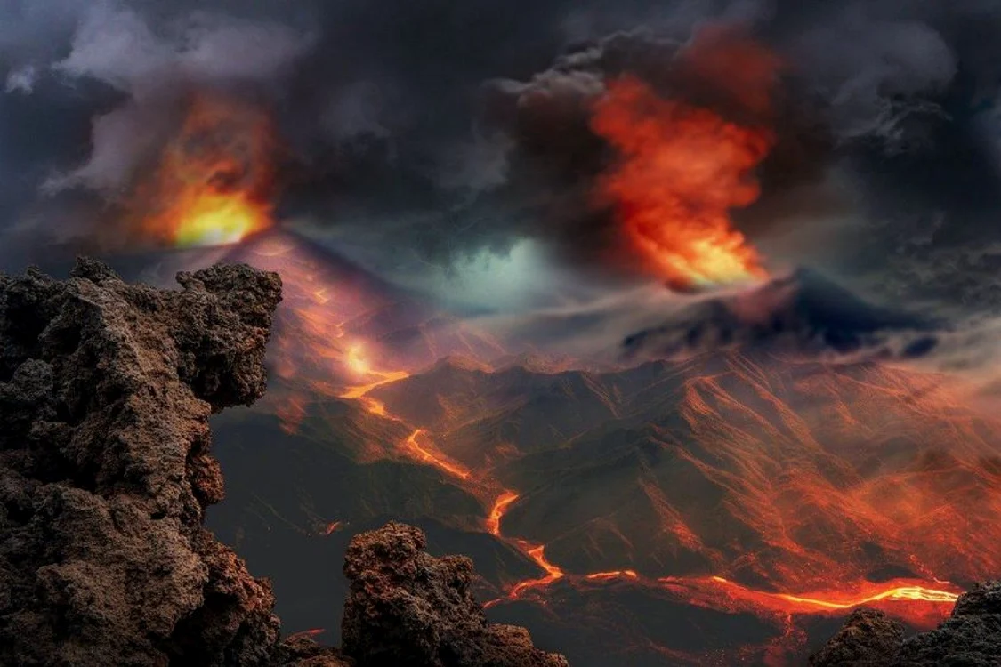 În ultima vreme, vulcanii au început să erupă mai des. Foto: Shutterstock