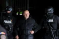 Horatiu Potra este escortat de politisti la IPJ Prahova  Foto Inquam Photos  George Calin (5) jpg