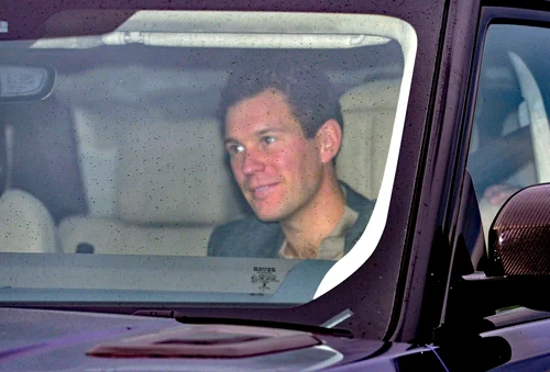 4 profimedia 0390750702 jpg jpeg