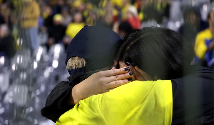 Cei 35.000 de oameni de pe stadion au fost evacuați, după două ore (FOTO: Getty Images)
