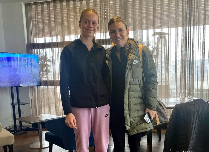 Simona Halep, alături de Nika Cakarun (FOTO: Instagram)