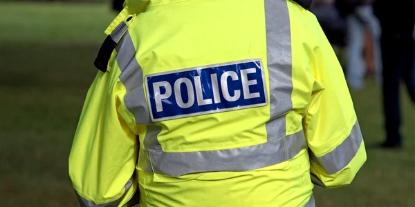 politist marea britanie