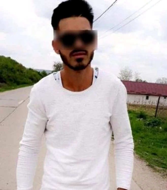 
    Criminalul are 20 de ani  