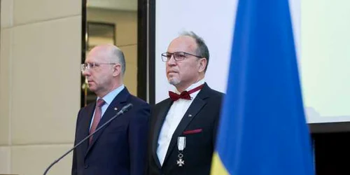 Pavel Filip si Daniel Ionita chisinau.mae.ro