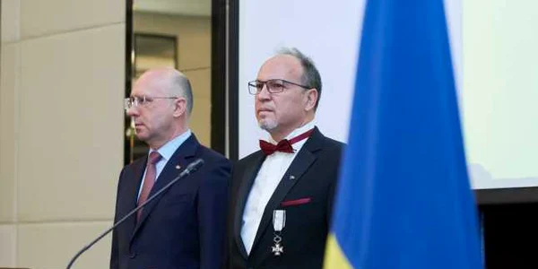 Pavel Filip si Daniel Ionita chisinau.mae.ro