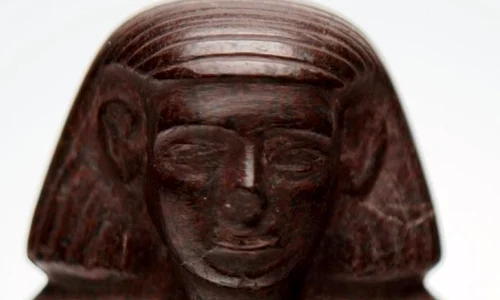 Misterul faraonului din muzeu: de ce se mişcă singură o statuie veche de 5 000 de ani? jpeg