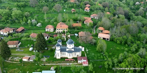 Satul Alun din Ținutul Pădurenilor, Hunedoara  Foto Daniel Guță  ADEVĂRUL (4) JPG