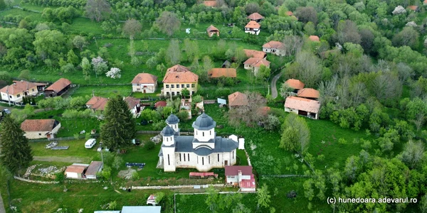 Satul Alun din Ținutul Pădurenilor, Hunedoara  Foto Daniel Guță  ADEVĂRUL (4) JPG