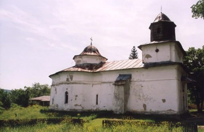 Biserica din Deduleşti