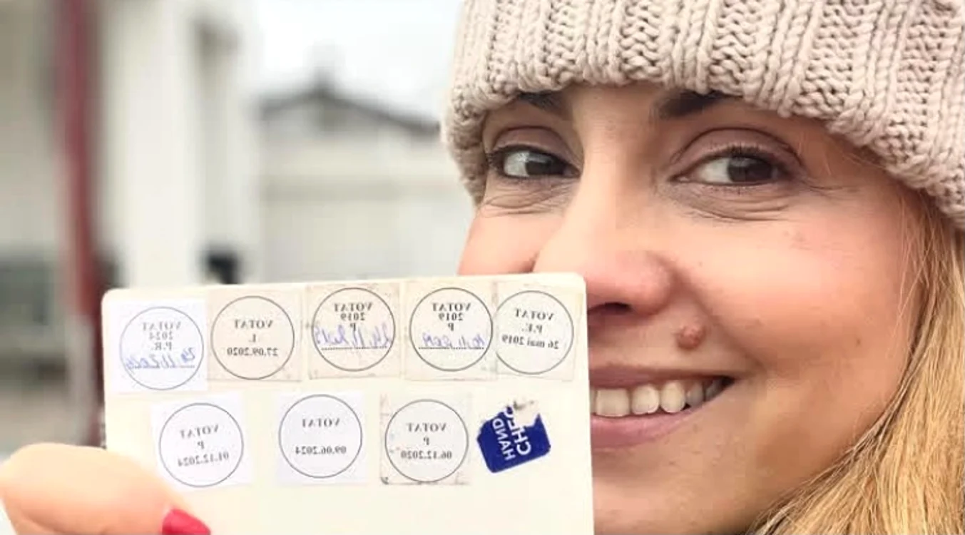 Simona Gherghe votează de la 18 ani fără întreruperi foto: Instagram