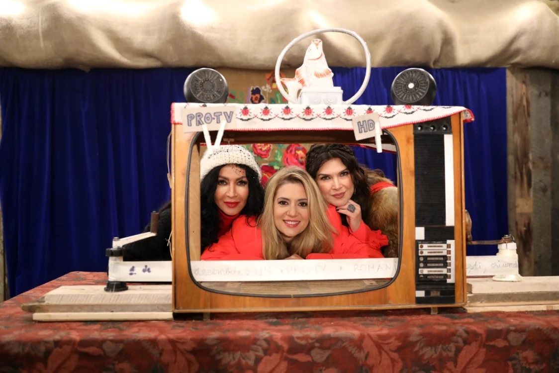 Majoritatea vedetelor Pro au participat la filmarea videoclipului. În „televizor“, Mihaela Rădulescu, Amalia Enache şi Monica Bîrlădeanu FOTO Pro TV