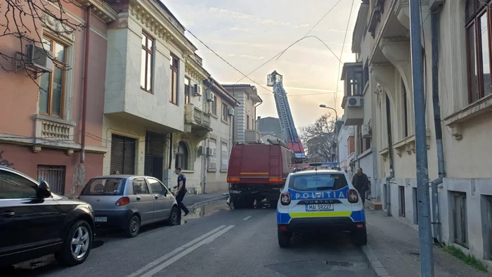 incendiu bucuresti Foto ISU Bucureşti Ilfov