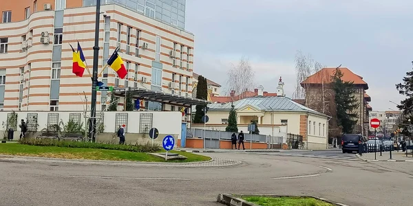 Parchetul de pe lângă Tribunalul Vâlcea și sediul BT Anticorupție Vâlcea Foto Daciana Stoica 3 jpg