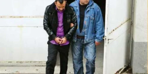 Ionuţ Tănăsoaia a primit ieri mandat de arestare preventivă pentru 29 de zile p Foto: marian iliescu