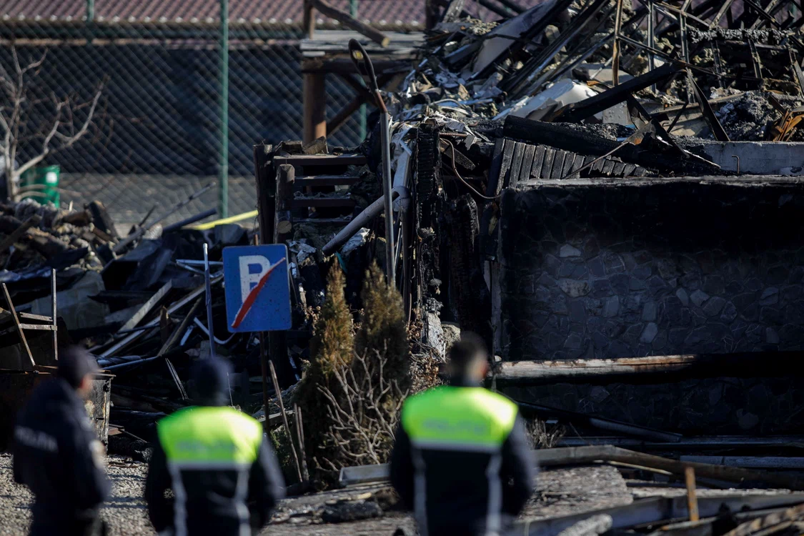 Ferma Dacilor după incendiul devastator. Sursă foto: Inquam Photos/George Călin