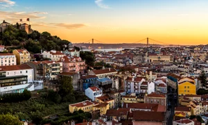 Lisabona apus vedere panoramica portugalia shutterstock 255728725 jpg