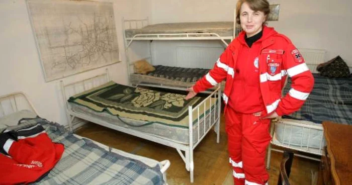 Clădirile sunt foarte vechi şi de 14 ani nu a fost schimbată nici zugrăveala 