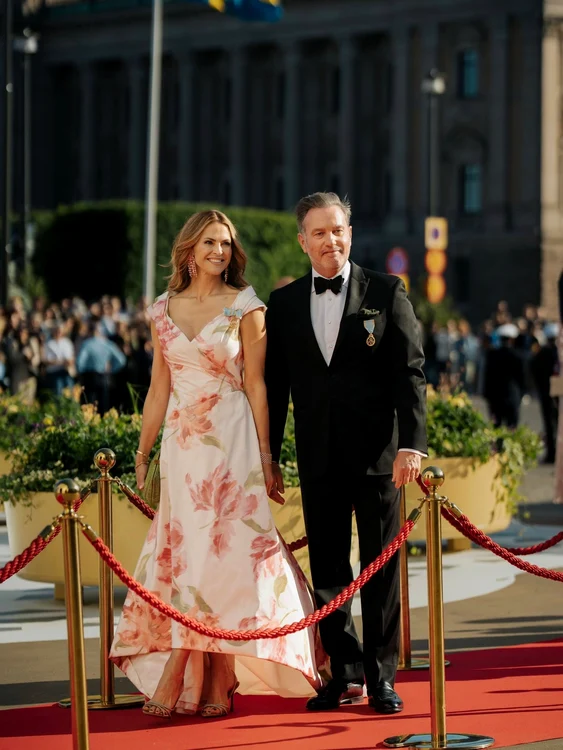 Prințesa Madeleine și Christopher O Neal la nunta de aur regală a părinților FOTO Clement Morin, Casa Regală suedeză jpg