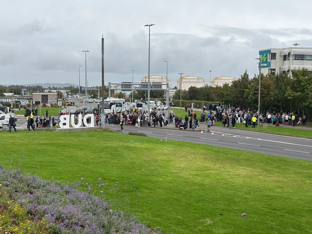 Pasageri evacuați din Aeroportul Dublin ca „măsură de siguranță”. Zborurile ar putea fi afectate