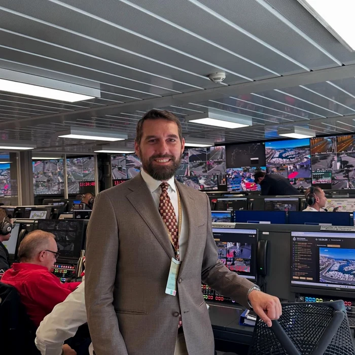 Nicolae al României la Marele Premiu de la Monaco facebook jpg