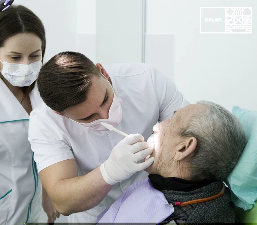 Românii ajung foarte rar la medicul stomatolog FOTO Shutterstock