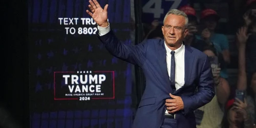 robert f kennedy jr 2 X jpg