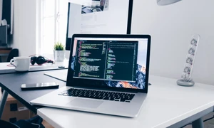 yeiferr computer 4795762 jpg