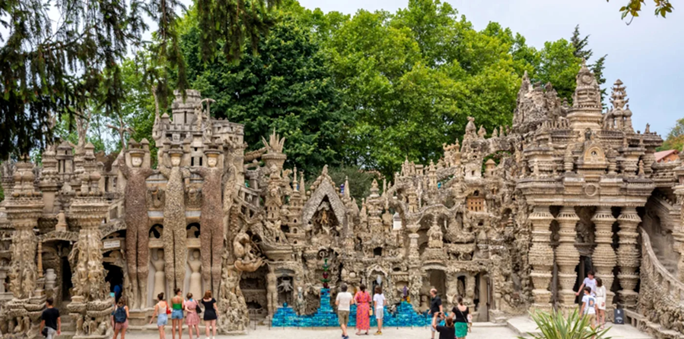 Palatul Ideal al poștașului Cheval. Foto: Shutterstock