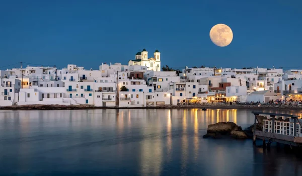 Paros Grecia o destinație excelentă pentru vacanța de iarnă Foto eskapas com 