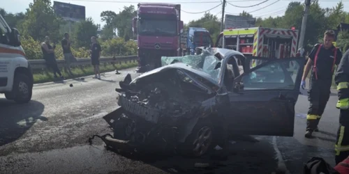 Un tanar si tatăl sau au murit într un accident la ieșirea din Baia Mare FOTO directmm ro   png