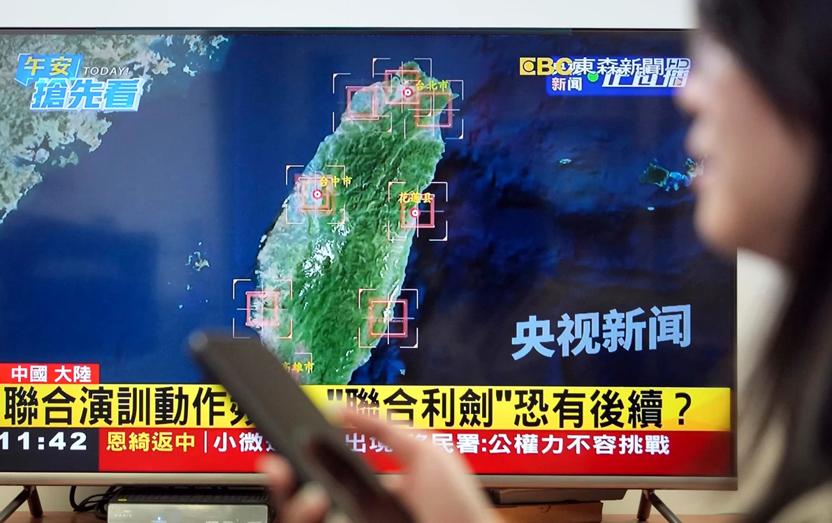China a trimis armata în jurul Taiwanului FOTO Profimedia