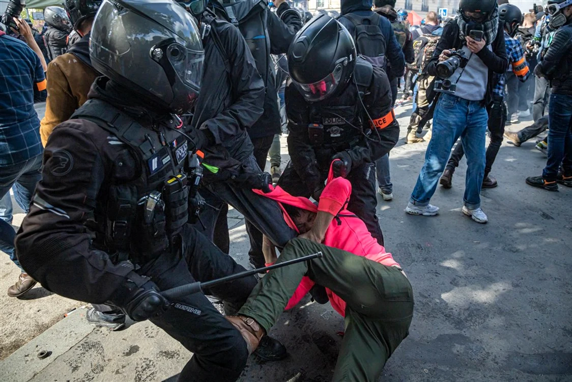 Poliția a avut de furcă cu manifestanții FOTO: EPA