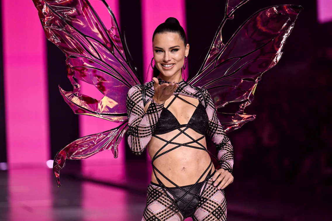 Adriana Lima în 2024, Profimedia
