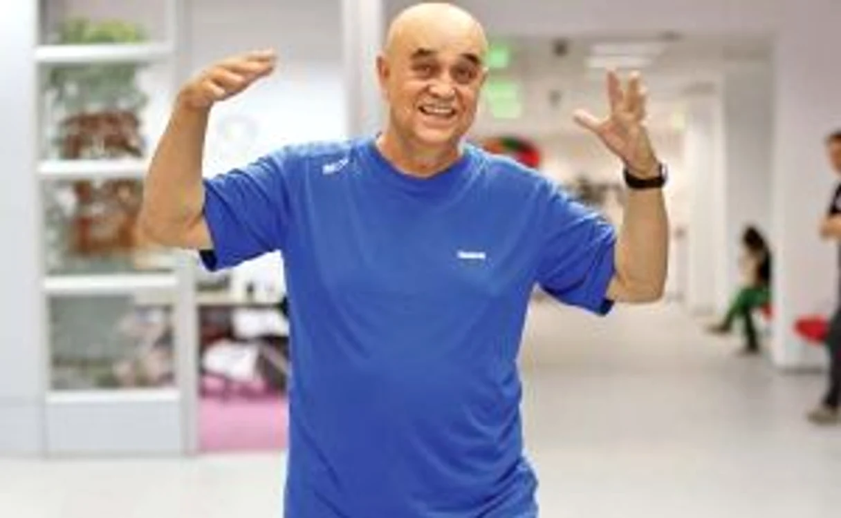 Pentru nea Beni, munca şi agitaţia vieţii de artist n-au încetat nicio clipă
