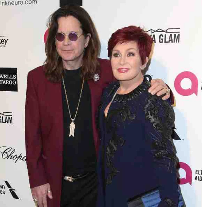 Sharon este un alt exemplu de curaj, printre acele vedete care au făcut cancer