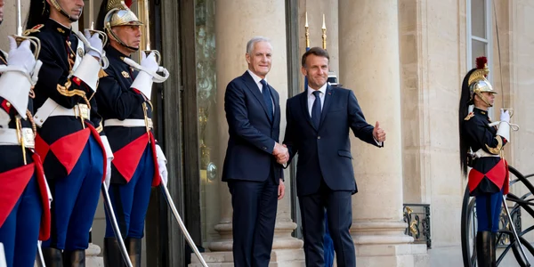 Jonas Gahr Støre emmanuel macron jpg