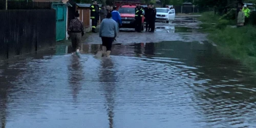 INUNDATII