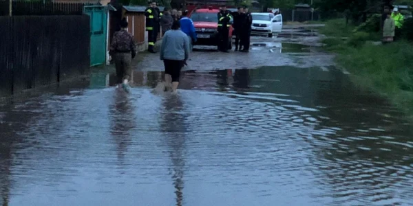 INUNDATII