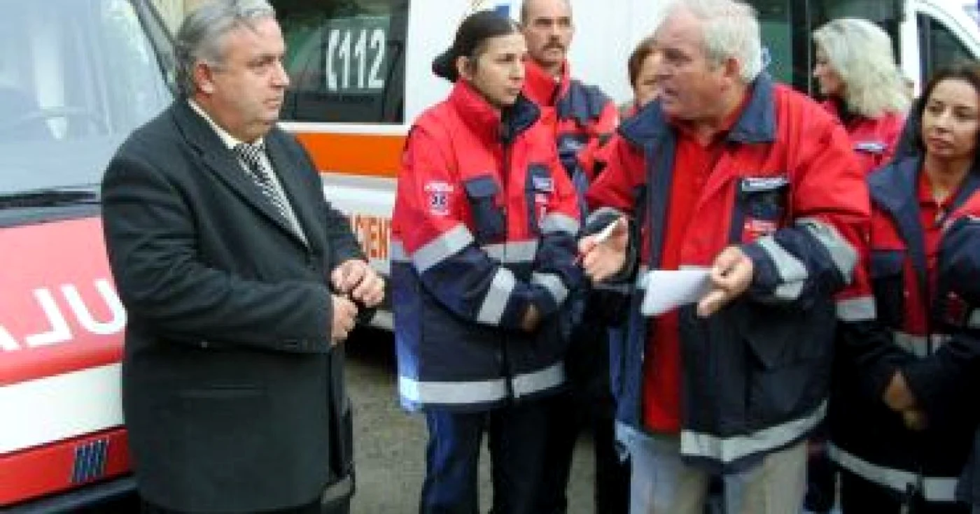 Botoşani : Ambulanţă prinsă de radar