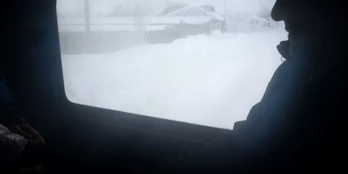 Imagine din maşina Brigăzii 10 Geniu. FOTO: NICOLETA BUTNARU