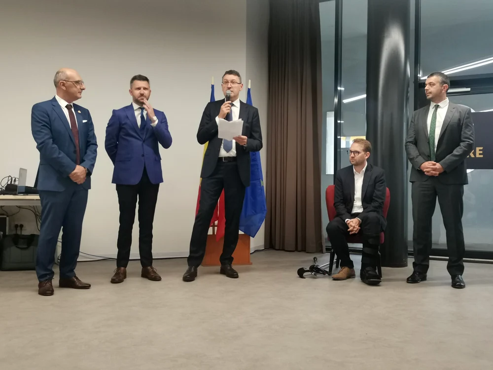 Ovidiu Șandor (stânga), consulul Onorific al Belgiei la Timișoara FOTO Ștefan Both