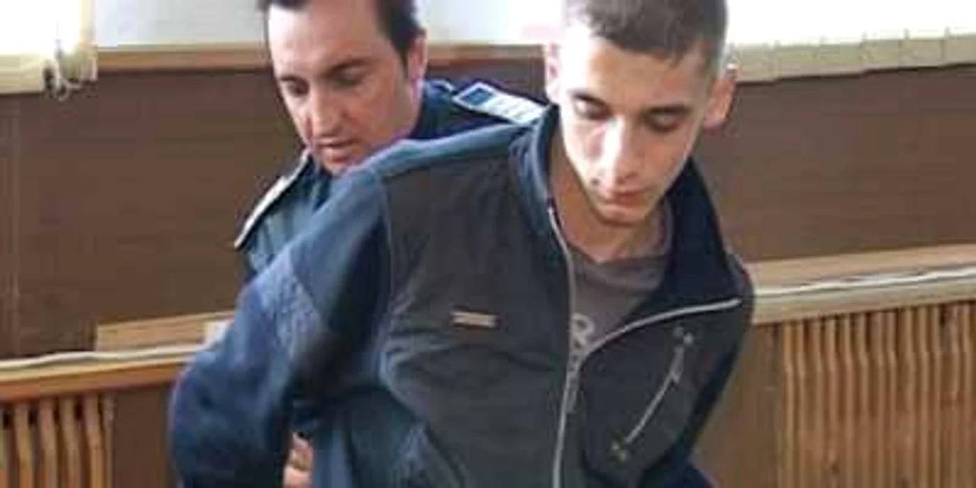 Valentin Ştefan (22 de ani) a fost arestat, ieri, pentru 29 de zile  