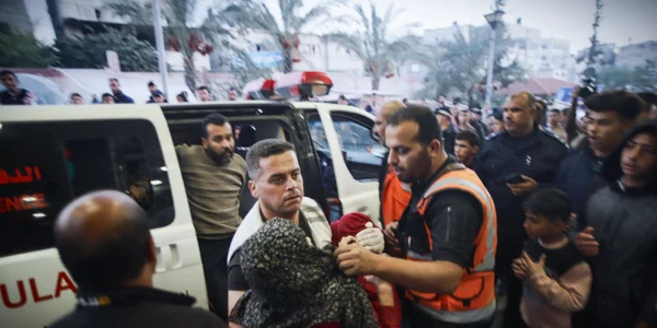 Raniti aduși la Spitalul Nasser din Khan Yunes Fasia Gaza Palestina profimedia 0826298713 jpg