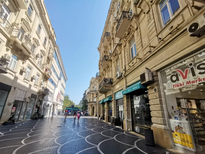 Curățenie desăvârșită în Baku FOTO Ștefan Both