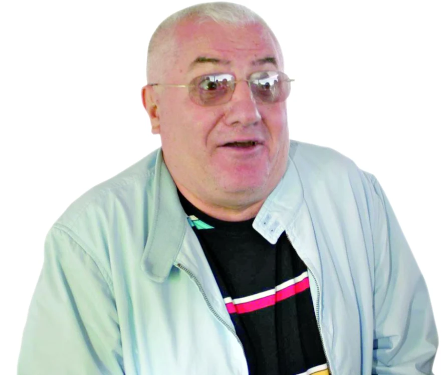 
    Mitică Dragomir  