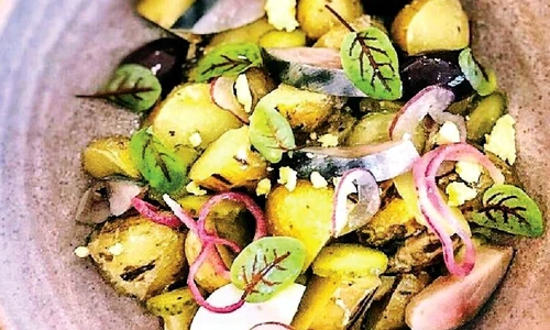 Salata orientala cu macrou marinat, reţetă de chef Bogdan Alexandrescu jpeg