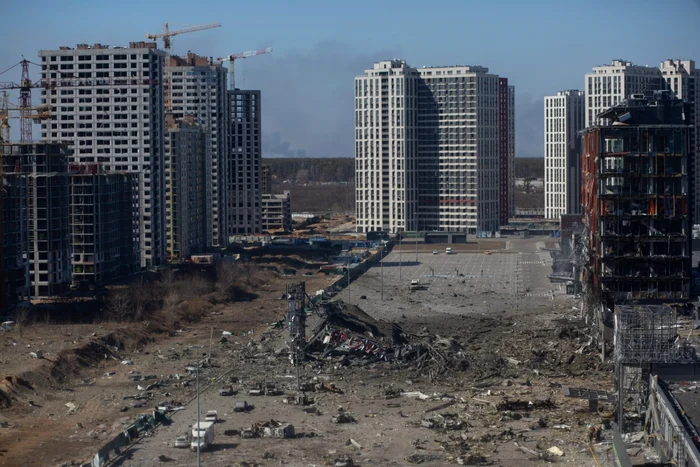 Centru comercial distrus in Kiev FOTO Getty Images